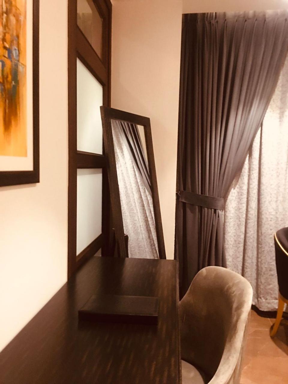 Hotel Jacaranda Heights Islamabad Esterno foto